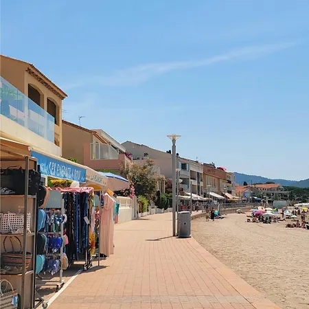 Front De Apartman